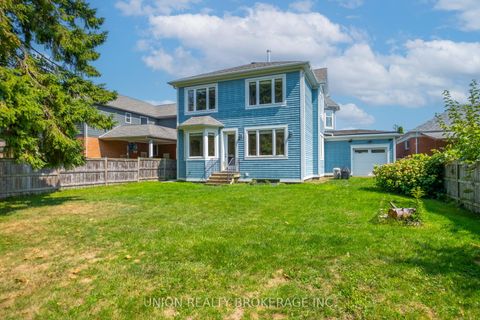 Photo 39 at 12 Gradwell Drive, Cliffcrest, Toronto