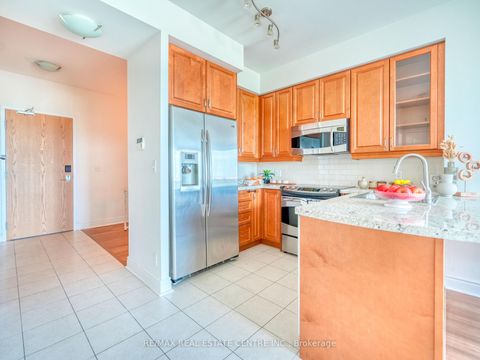 Photo 11 at 808 - 1900 Lake Shore Boulevard W, South Parkdale, Toronto