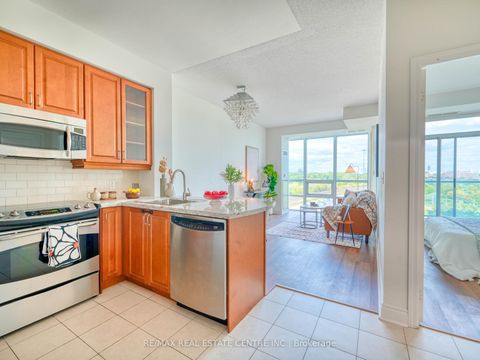 Photo 12 at 808 - 1900 Lake Shore Boulevard W, South Parkdale, Toronto