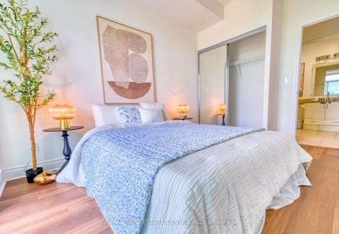 Photo 25 at 808 - 1900 Lake Shore Boulevard W, South Parkdale, Toronto