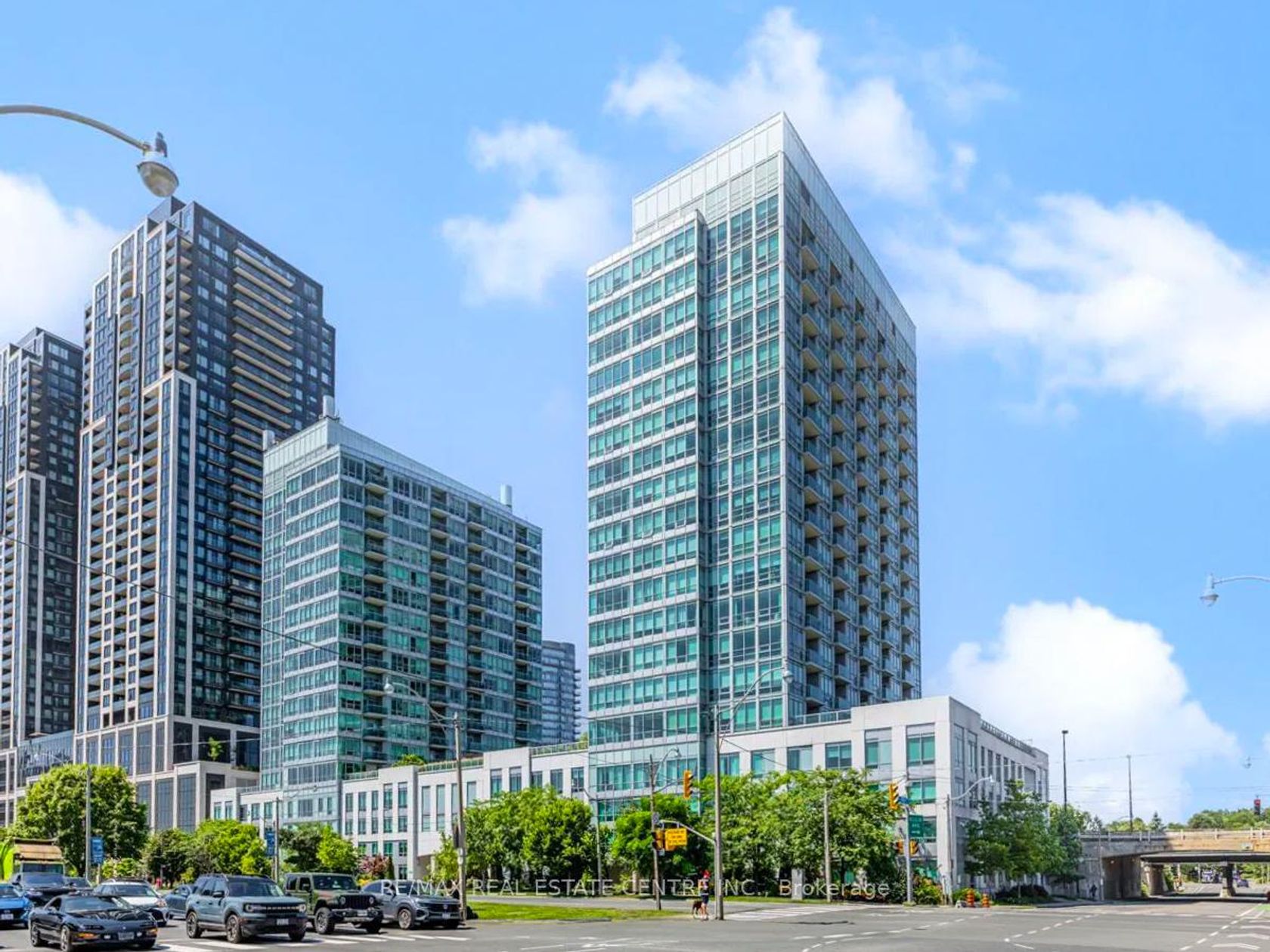 808 - 1900 Lake Shore Boulevard W, South Parkdale, Toronto 