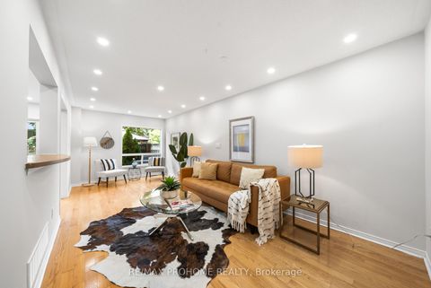 Photo 3 at 144 Deepspring Crescent, Vellore Village, Vaughan
