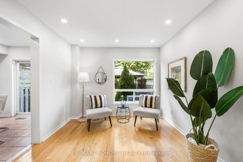 Photo 6 at 144 Deepspring Crescent, Vellore Village, Vaughan