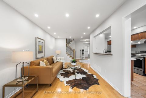 Photo 7 at 144 Deepspring Crescent, Vellore Village, Vaughan