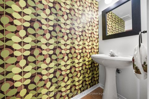 Photo 16 at 144 Deepspring Crescent, Vellore Village, Vaughan