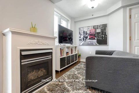 Photo 8 at 829 - 75 Weldrick Road E, Observatory, Richmond Hill