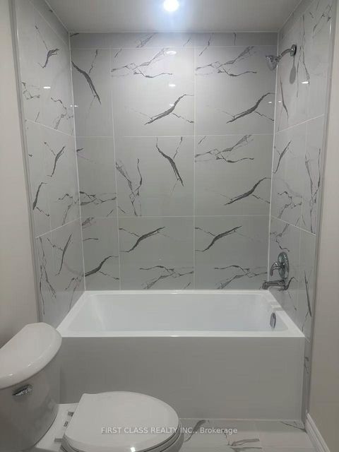 Photo 15 at 32 Scenic Mill Way, Windfields, Toronto