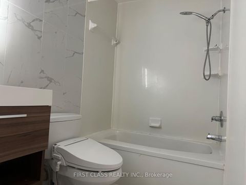 Photo 17 at 32 Scenic Mill Way, Windfields, Toronto