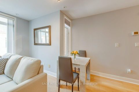 Photo 14 at 338 - 415 Jarvis Street, South St. James Town, Toronto