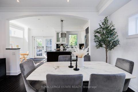 Photo 8 at 32 Manderley Drive, Cliffside, Toronto