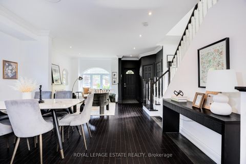 Photo 10 at 32 Manderley Drive, Cliffside, Toronto