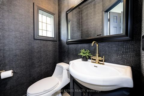 Photo 16 at 32 Manderley Drive, Cliffside, Toronto