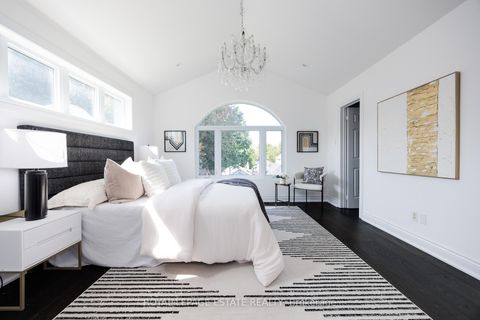 Photo 20 at 32 Manderley Drive, Cliffside, Toronto