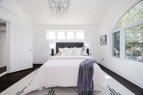 Photo 21 at 32 Manderley Drive, Cliffside, Toronto