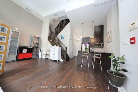 Photo 20 at Th10 - 20 Bruyeres Mews, Waterfront Communities C1, Toronto