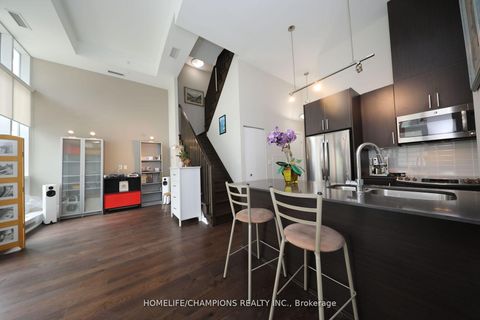 Photo 22 at Th10 - 20 Bruyeres Mews, Waterfront Communities C1, Toronto