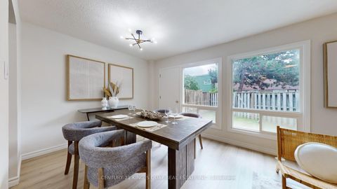 Photo 6 at 81 Elsa Vine Way, Bayview Village, Toronto