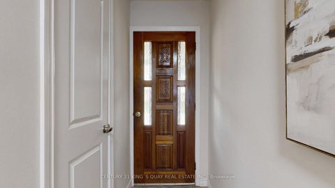 Photo 16 at 81 Elsa Vine Way, Bayview Village, Toronto