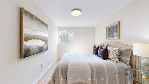 Photo 28 at 81 Elsa Vine Way, Bayview Village, Toronto
