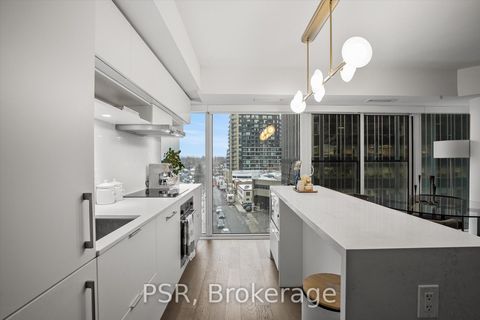 Photo 3 at 716 - 5 Soudan Avenue, Mount Pleasant West, Toronto