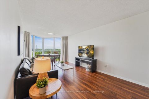 Photo 7 at 710 - 5 Concorde Place, Don Mills, Toronto