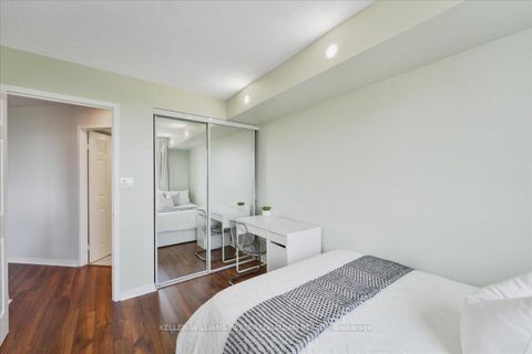 Photo 17 at 710 - 5 Concorde Place, Don Mills, Toronto