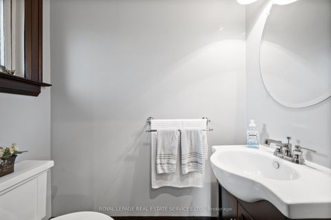 Photo 14 at 64 Grenview Boulevard N, Kingsway South, Toronto