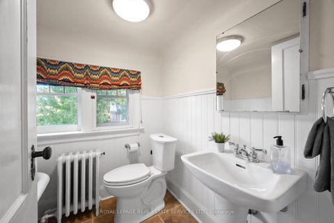 Photo 26 at 64 Grenview Boulevard N, Kingsway South, Toronto