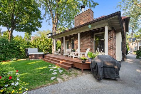 Photo 33 at 64 Grenview Boulevard N, Kingsway South, Toronto