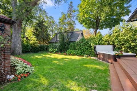Photo 34 at 64 Grenview Boulevard N, Kingsway South, Toronto