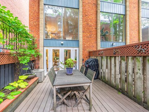 Photo 31 at 4 - 280 Sherbourne Street, Moss Park, Toronto