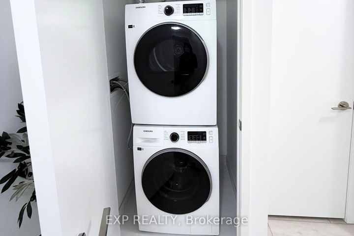 Photo 14 at 506 - 260 Malta Avenue, Fletcher's Creek South, Brampton