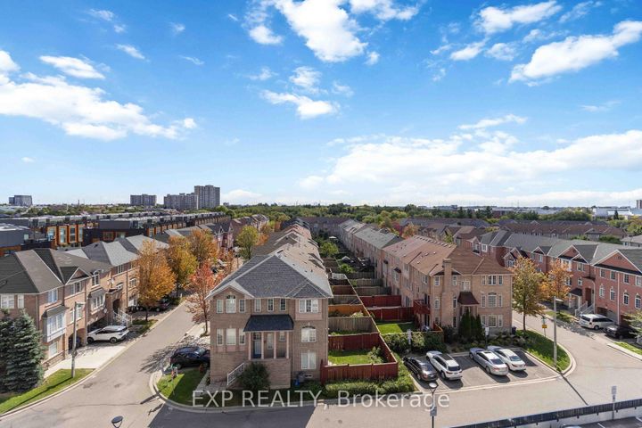 Photo 17 at 506 - 260 Malta Avenue, Fletcher's Creek South, Brampton