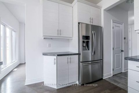 Photo 6 at 1870 Lamstone Street, Alcona, Innisfil