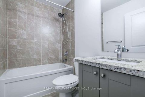 Photo 16 at 1870 Lamstone Street, Alcona, Innisfil