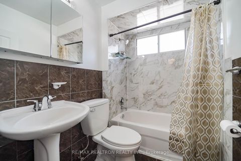 Photo 13 at 31 Tedford Drive, Maryvale, Toronto