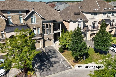Photo 2 at 117 Hansard Drive, Vellore Village, Vaughan