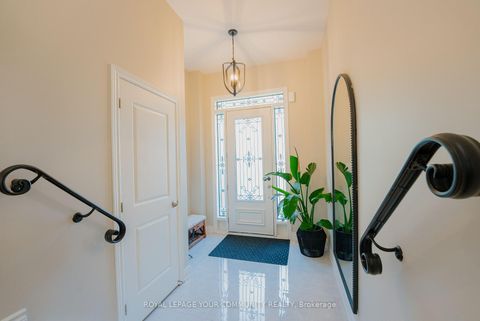 Photo 28 at 117 Hansard Drive, Vellore Village, Vaughan