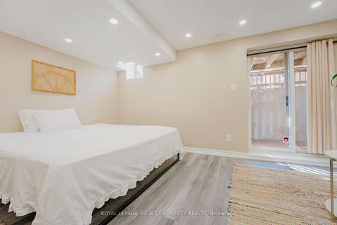 Photo 34 at 117 Hansard Drive, Vellore Village, Vaughan