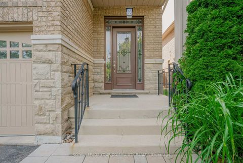Photo 41 at 117 Hansard Drive, Vellore Village, Vaughan