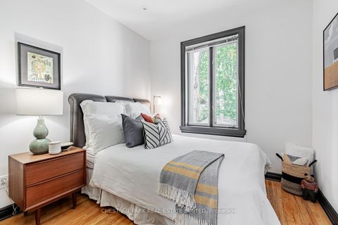 Photo 11 at 244 Cottingham Street, Casa Loma, Toronto