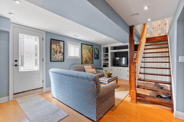 Photo 13 at 77 Beaverbrook Crescent, Maple, Vaughan