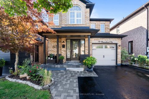 Photo 1 at 77 Beaverbrook Crescent, Maple, Vaughan