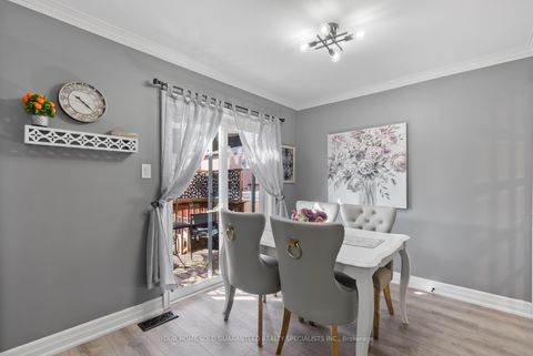 Photo 8 at 77 Beaverbrook Crescent, Maple, Vaughan