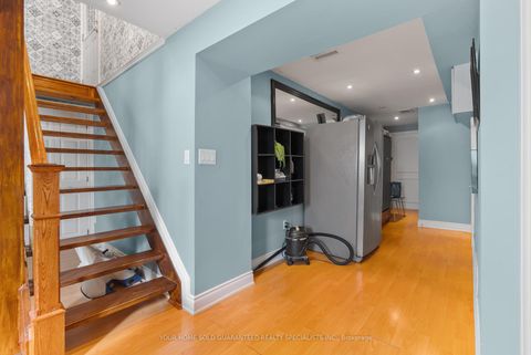 Photo 16 at 77 Beaverbrook Crescent, Maple, Vaughan