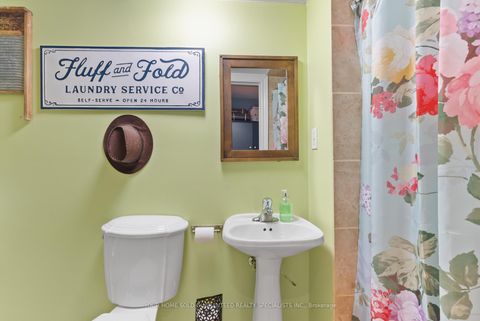 Photo 18 at 77 Beaverbrook Crescent, Maple, Vaughan