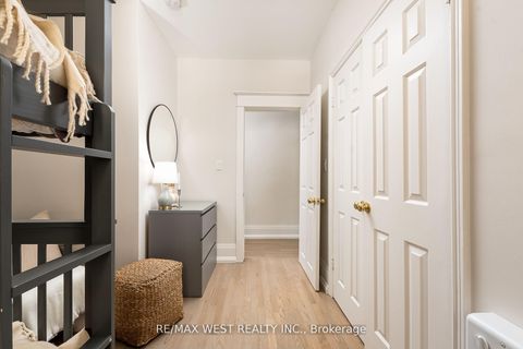Photo 25 at Bldg 1 - 9 Humewood Drive, Cedarvale, Toronto