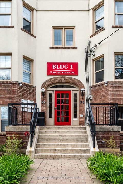 Photo 34 at Bldg 1 - 9 Humewood Drive, Cedarvale, Toronto