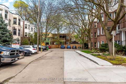 Photo 39 at Bldg 1 - 9 Humewood Drive, Cedarvale, Toronto