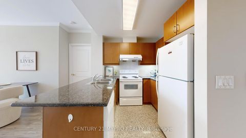 Photo 10 at LPH03 - 28 Byng Avenue, Willowdale East, Toronto